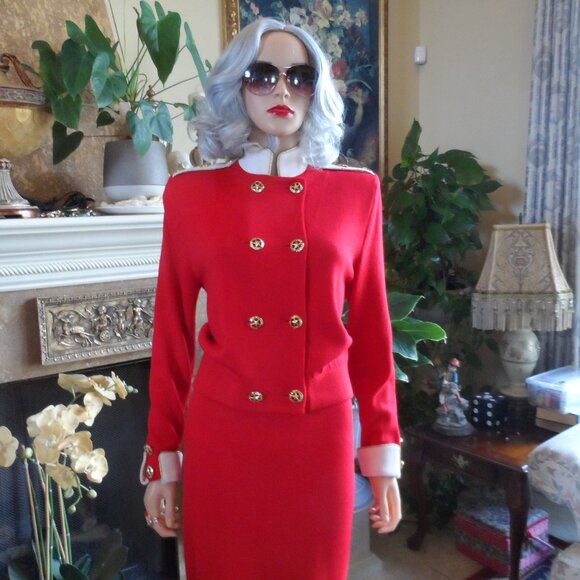 St. John Cruize Line Knit Red/Ivory Trim Skirt & Jacket Suit Size 8 - Picture 7 of 16